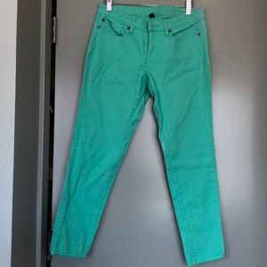 Mint Gap jeans. Size 6/28.
